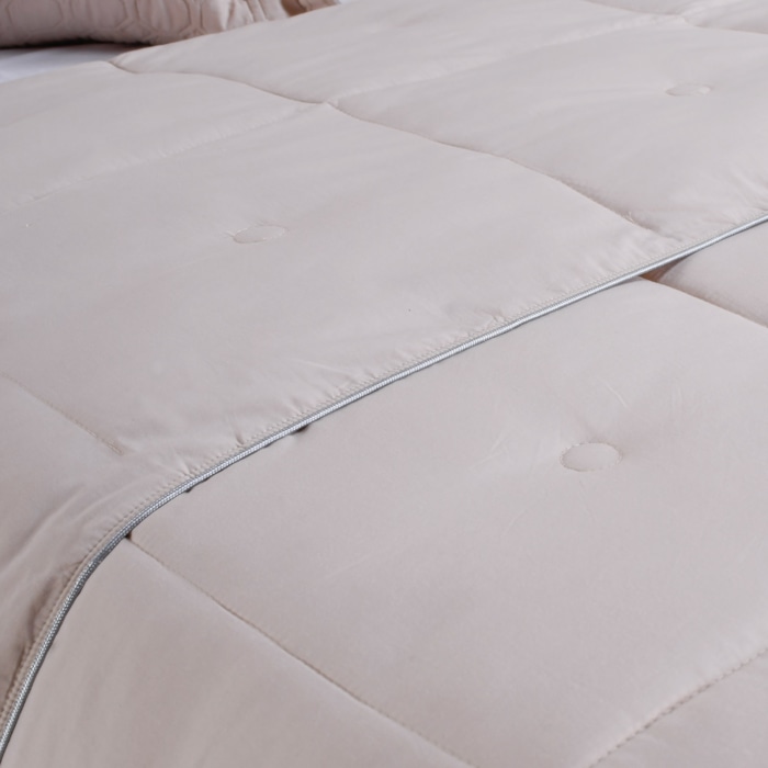 image_2a50614c-b2c4-4006-8187-b1c54ed540e9